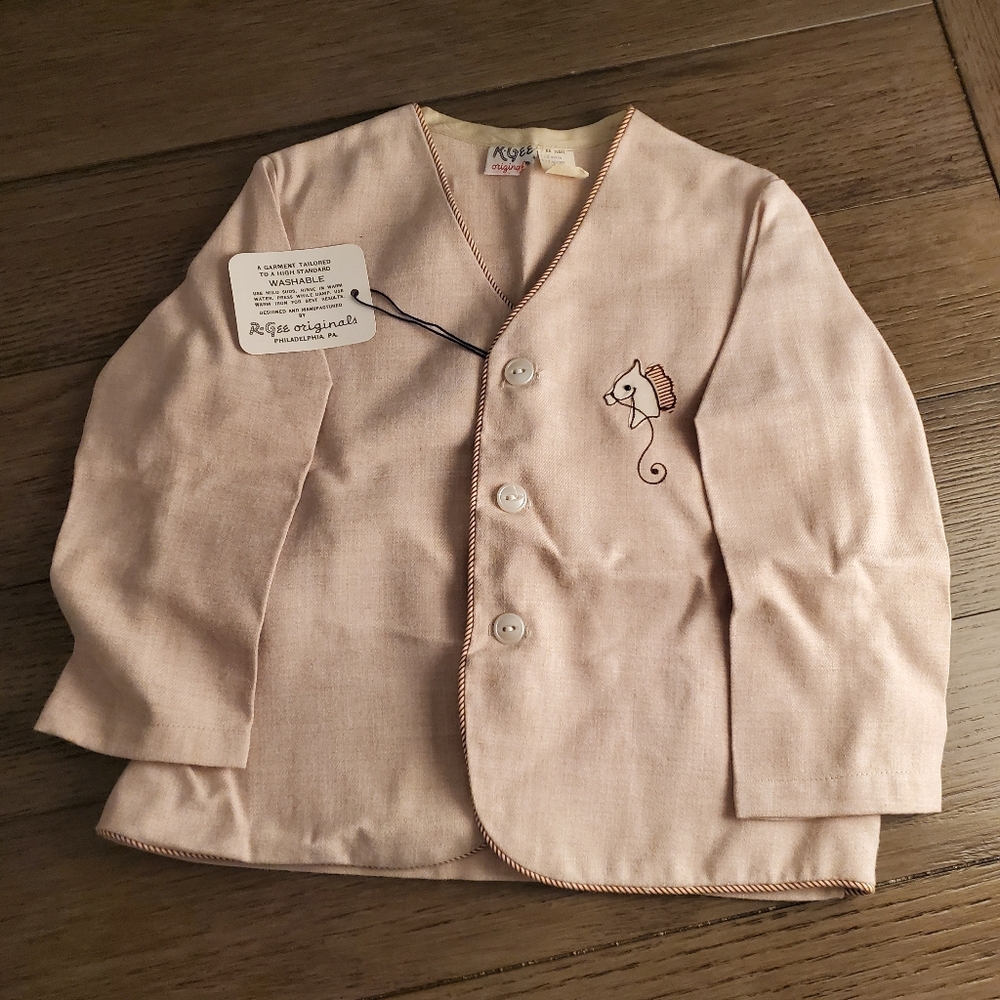 BNWT Vintage boys Jacket and shorts!